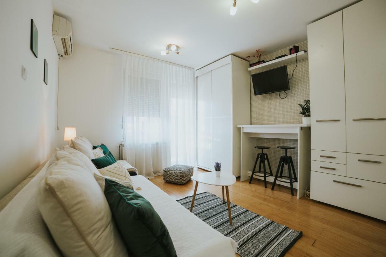 노비사드 Mimika Apartman 아파트 외부 사진